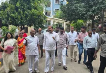 లహరి హోమ్స్ వరద ముంపు సమస్యకు శాశ్వత పరిష్కారం: గాంధీ