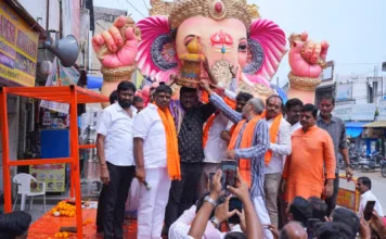సిద్ధి వినాయక నిమజ్జన వేడుకలు ఘనంగా నిర్వహణ.. లడ్డూ ప్రసాదం రూ.3.75 లక్షలకు వేలం