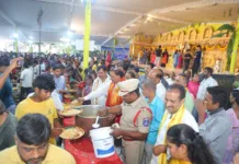 మట్టి వినాయకులను పూజిద్దాం.. పర్యావరణాన్ని పరిరక్షిద్దాం: పీఏసీ చైర్మన్ ఆరెకపూడి గాంధీ