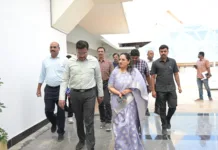 సున్నం చెరువు, తమ్మిడి కుంట అభివృద్ధి పనులపై సమీక్ష.. అధికారులకు కీలక ఆదేశాలు