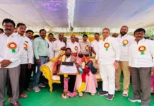 ఖాజాగూడ జెడ్పీ హైస్కూల్లో తెలుగు ఉపాధ్యాయుడికి ఘన సన్మానం