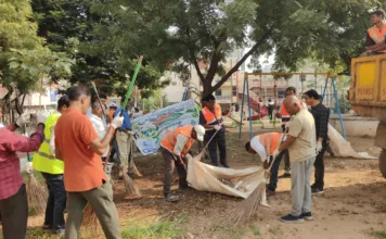 ఆల్విన్ కాలనీ పార్క్లో సామూహిక శ్రమదానం.. స్వచ్ఛతపై అవగాహన