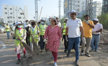 ఖైతలాపూర్ ట్రాన్స్ఫర్ స్టేషన్లో స్వచ్ఛతా హి సేవా.. శ్రమదానంలో సీఎంసీ అధికారులు
