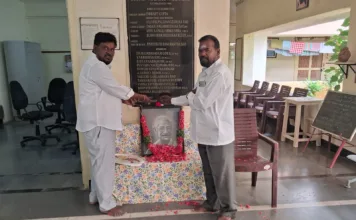 గాంధీ స్ఫూర్తితో మతోన్మాదానికి వ్యతిరేకంగా పోరాడాలి: టి. రామకృష్ణ