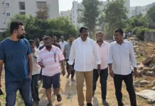 మక్తా మబూబ్పేట్లో హిందూ శ్మశానవాటిక అభివృద్ధి పనుల పరిశీలన