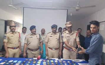 మాదాపూర్ పోలీసుల సాంకేతికతకు మరో విజయం.. రూ.10 లక్షల విలువైన 50 మొబైల్ ఫోన్లు రికవరీ