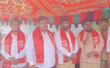 ఆర్టీసీని ప్రభుత్వంలో విలీనం చేయాలి: సీపీఐ నేత టి. రామకృష్ణ