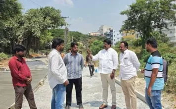 మక్తా మహబూబ్పేట్ పెద్దకుడి చెరువు కట్టపై70 లక్షలతో సీసీ రోడ్డు పనులు