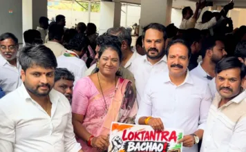 ఓటు హక్కు పరిరక్షణ కోసం చలో లోక్భవన్.. శేరిలింగంపల్లి కాంగ్రెస్ నేతల నిరసన