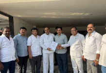 ఆల్విన్ కాలనీలో వైద్య చికిత్సకు రూ.1.50 లక్షల సీఎం రిలీఫ్ ఫండ్