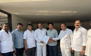 ఆల్విన్ కాలనీలో వైద్య చికిత్సకు రూ.1.50 లక్షల సీఎం రిలీఫ్ ఫండ్