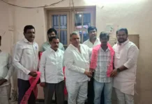 నల్లగండ్లలో బీఆర్ఎస్కు ఊపు.. పార్టీలో చేరిన 100 మంది యువత!