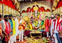 చందానగర్లో అమ్మవారికి జగదీశ్వర్ గౌడ్ ప్రత్యేక పూజలు