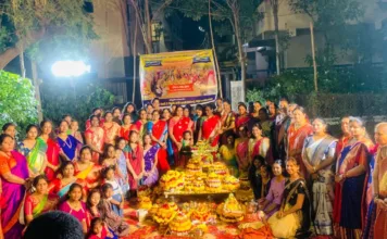 గౌతమీనగర్లో ఘనంగా సద్దుల బతుకమ్మ వేడుకలు