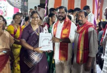 ప్రగతి ఎన్క్లేవ్, ఎఫ్సీఐ కాలనీల్లో ఘనంగా బతుకమ్మ సంబరాలు.. అట్టేపల్లి రామప్రభు ఆధ్వర్యంలో వేడుకలు