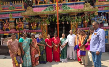 మహాశక్తి లలితా పోచమ్మ ఆలయంలో ఘనంగా శమీ పూజ