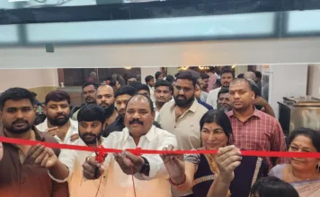 లింగంపల్లి రైల్వే స్టేషన్ సమీపంలో ఫ్రెష్ టిఫిన్స్ ప్రారంభం