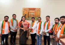 మహారాష్ట్రలో కసిరెడ్డి సింధూరెడ్డికి ఘన స్వాగతం.. యువ సంవాద్ ఇంచార్జిగా బాధ్యతలు
