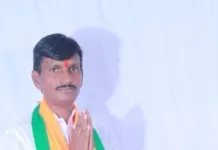 ఓటు చోరీ పేరుతో కాంగ్రెస్ రాజకీయ నాటకాలు: నీరటి చంద్రమోహన్