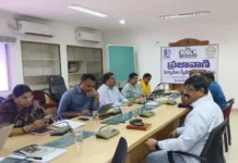 ప్రజావాణికి 55 ఫిర్యాదులు.. అత్యధికంగా టౌన్ ప్లానింగ్ విభాగానికే 42 వినతులు!