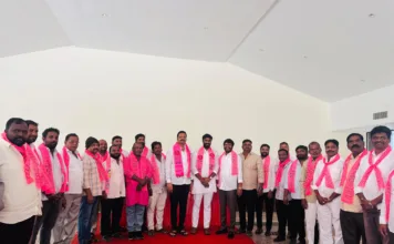 గ్రాడ్యుయేట్ ఎమ్మెల్సీ ఓటరు నమోదుపై బీఆర్ఎస్ అవగాహన కార్యక్రమం